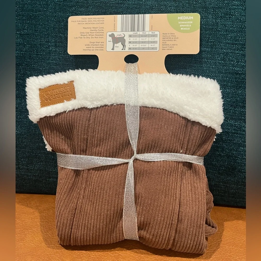 Soft & warm Sherpa lined vest for a medium dog. Corduroy, snap buttons. Brown - Picture 5 of 10